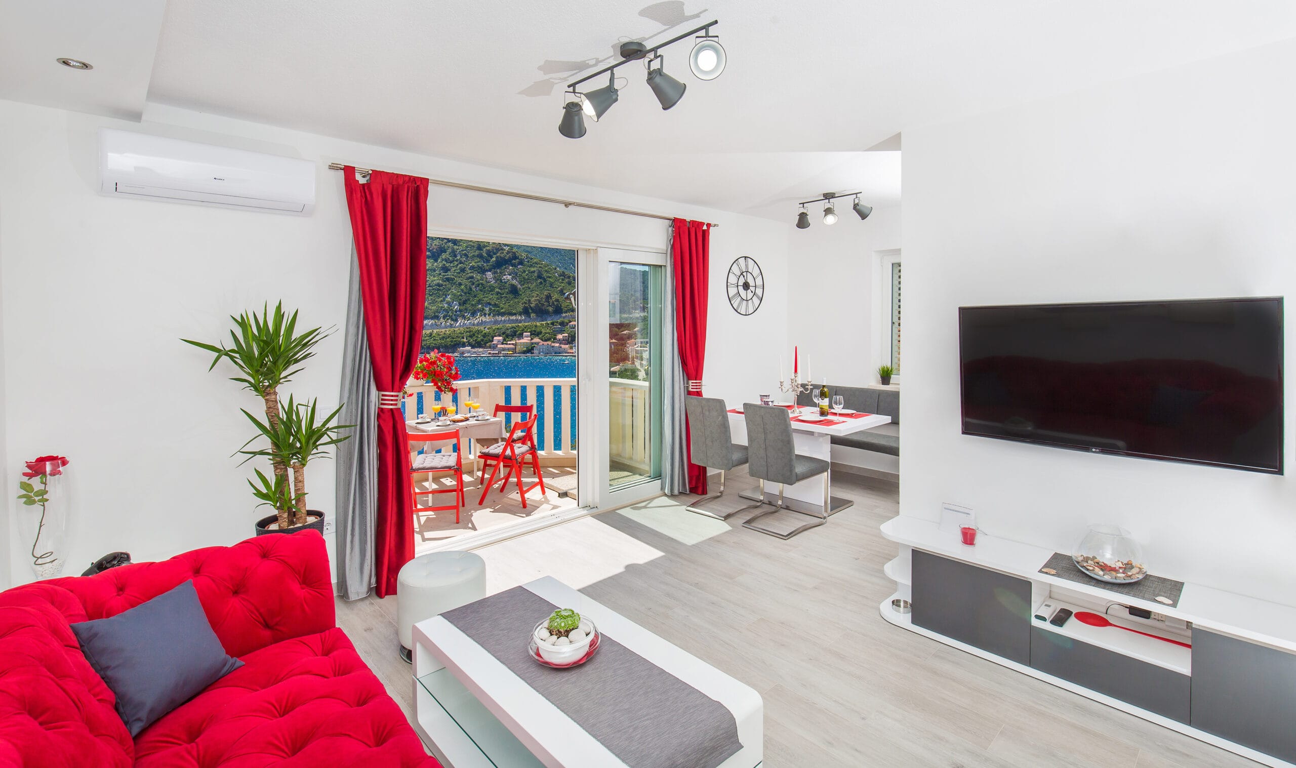 Apartment more mljet: ...
